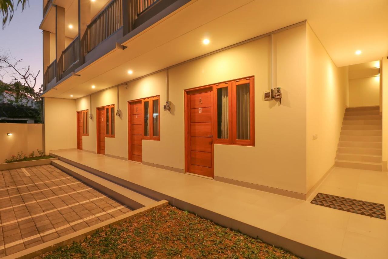 Oyo 1200 Kencana Residence Jimbaran Exteriör bild